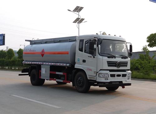 專威牌HTW5180GYYEXQ型東風(fēng)運(yùn)油車